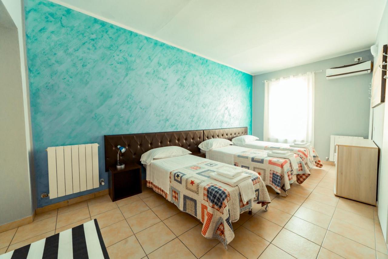 Cristal Rooms Piacenza Exteriör bild